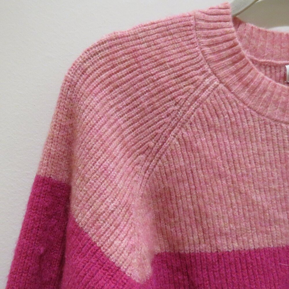 EVEREVE Frankie Striped Colorblock Crew Neck Sweater Size Small Pink Red Preppy - Picture 4 of 11